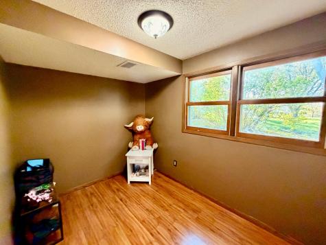 32185 290th Street Worthington MN 56187