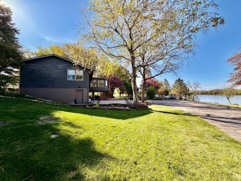 32185 290th Street Worthington MN 56187