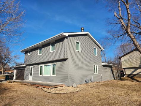 1814 Brookside Circle Albert Lea MN 56007