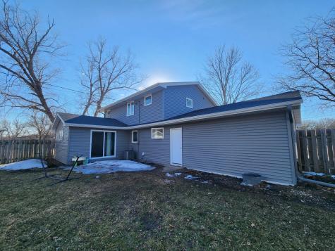 1814 Brookside Circle Albert Lea MN 56007