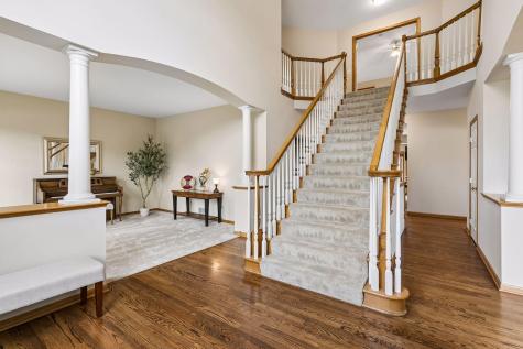 3865 N Ridge Drive Eagan MN 55123
