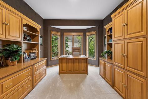 3865 N Ridge Drive Eagan MN 55123
