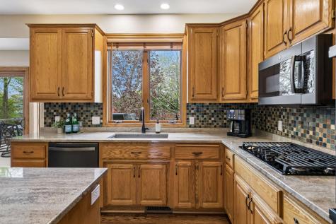 3865 N Ridge Drive Eagan MN 55123