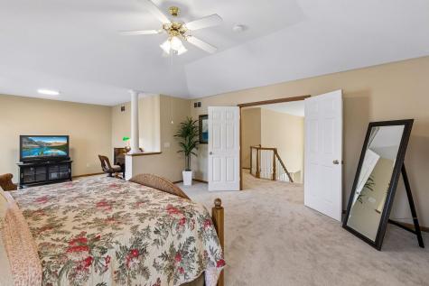 3865 N Ridge Drive Eagan MN 55123