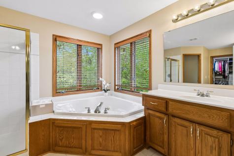 3865 N Ridge Drive Eagan MN 55123