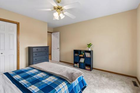 3865 N Ridge Drive Eagan MN 55123