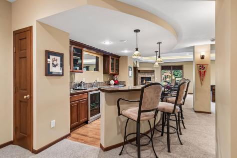 3865 N Ridge Drive Eagan MN 55123