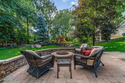 3865 N Ridge Drive Eagan MN 55123