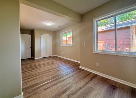 75 5th Street NW Elk River MN 55330