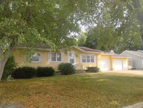 731 3rd Avenue NE Sleepy Eye MN 56085