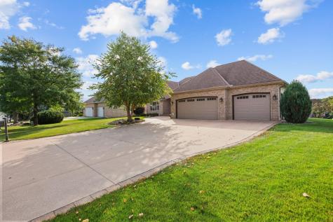 3151 Bent Tree Hills Drive New Brighton MN 55112