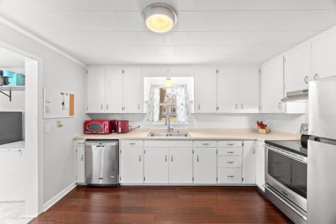 437 Linden Avenue SW Hutchinson MN 55350