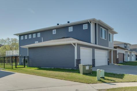 3255 10th Street N Fargo ND 58102