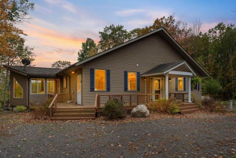 2526 7 1/4 Street Cumberland WI 54829