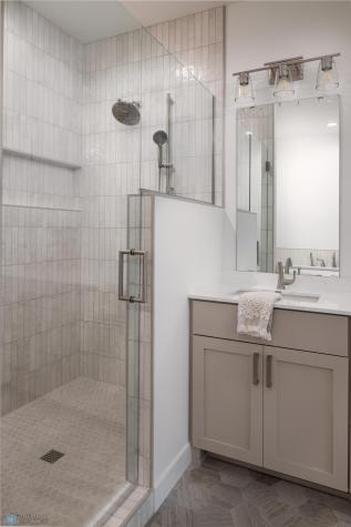 8907 Cottonwood Boulevard Horace ND 58047