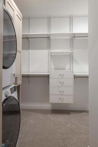 8907 Cottonwood Boulevard Horace ND 58047