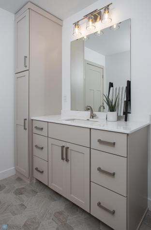 8907 Cottonwood Boulevard Horace ND 58047