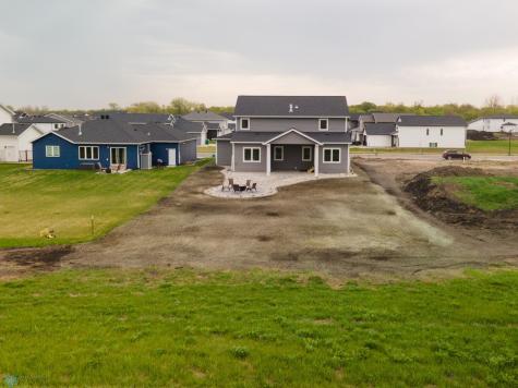 8907 Cottonwood Boulevard Horace ND 58047