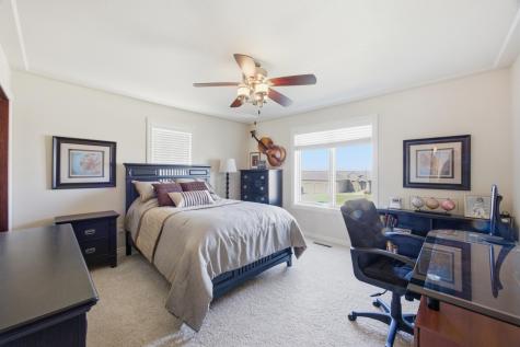 3413 50th Street N Reiles Acres ND 58102