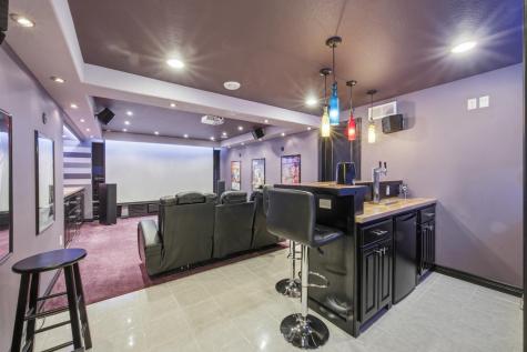 3413 50th Street N Reiles Acres ND 58102