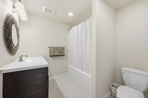 3413 50th Street N Reiles Acres ND 58102