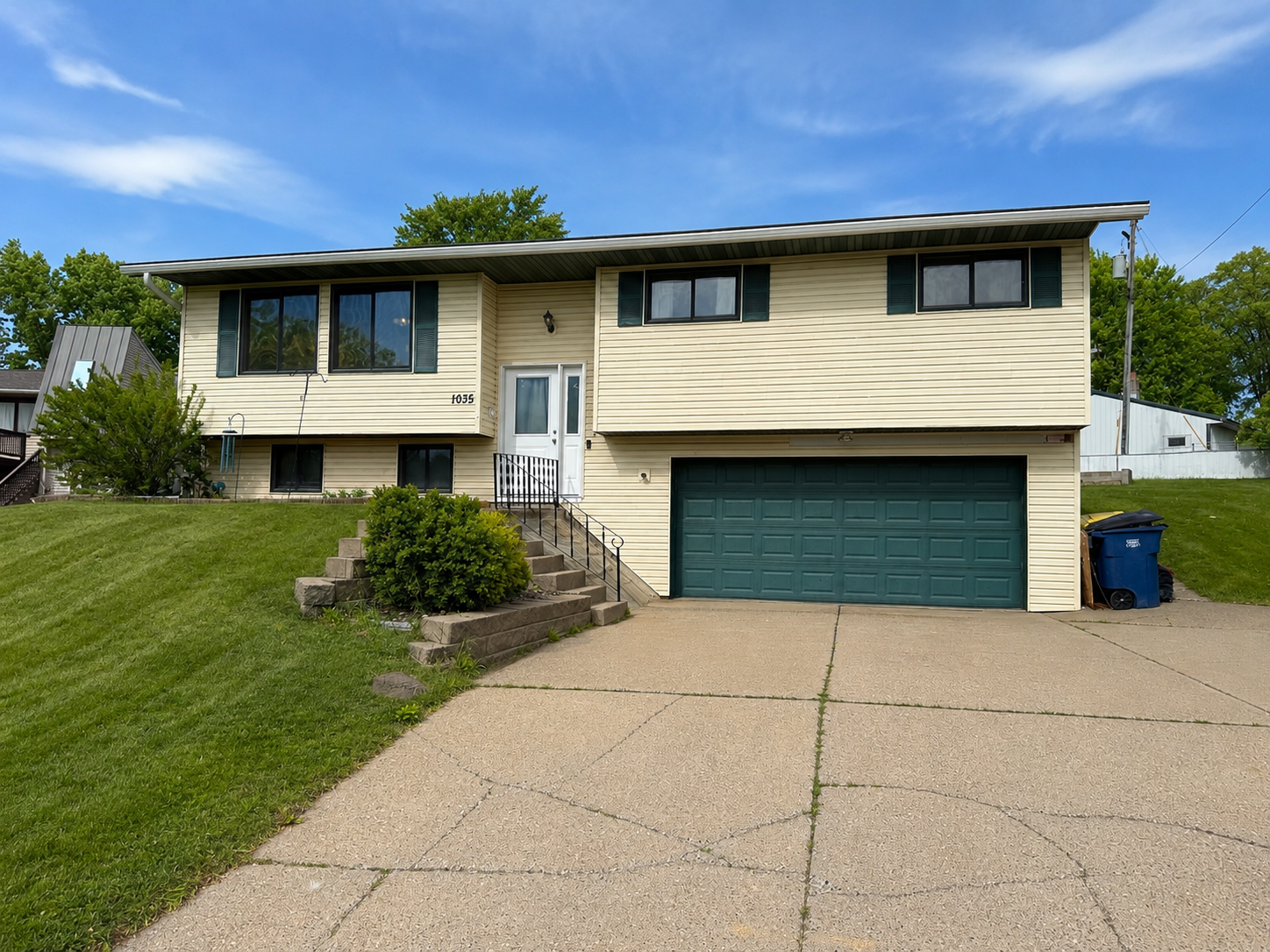 1035 Balsam Avenue La Crescent MN 55947
