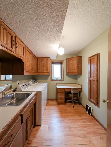 851 12th Avenue E West Fargo ND 58078