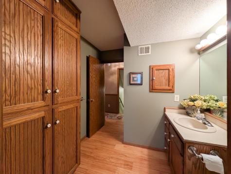 851 12th Avenue E West Fargo ND 58078