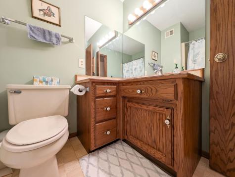 851 12th Avenue E West Fargo ND 58078