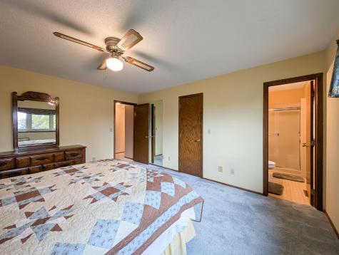 851 12th Avenue E West Fargo ND 58078