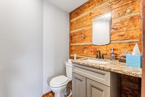 160 N State Road 35 Alma WI 54610