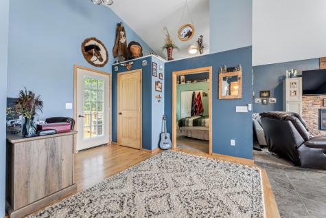 160 N State Road 35 Alma WI 54610
