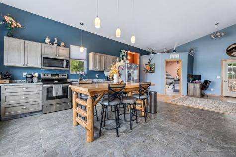 160 N State Road 35 Alma WI 54610