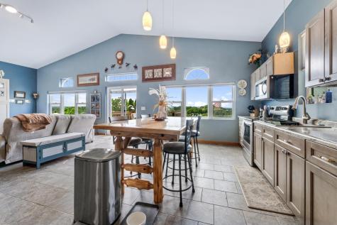 160 N State Road 35 Alma WI 54610