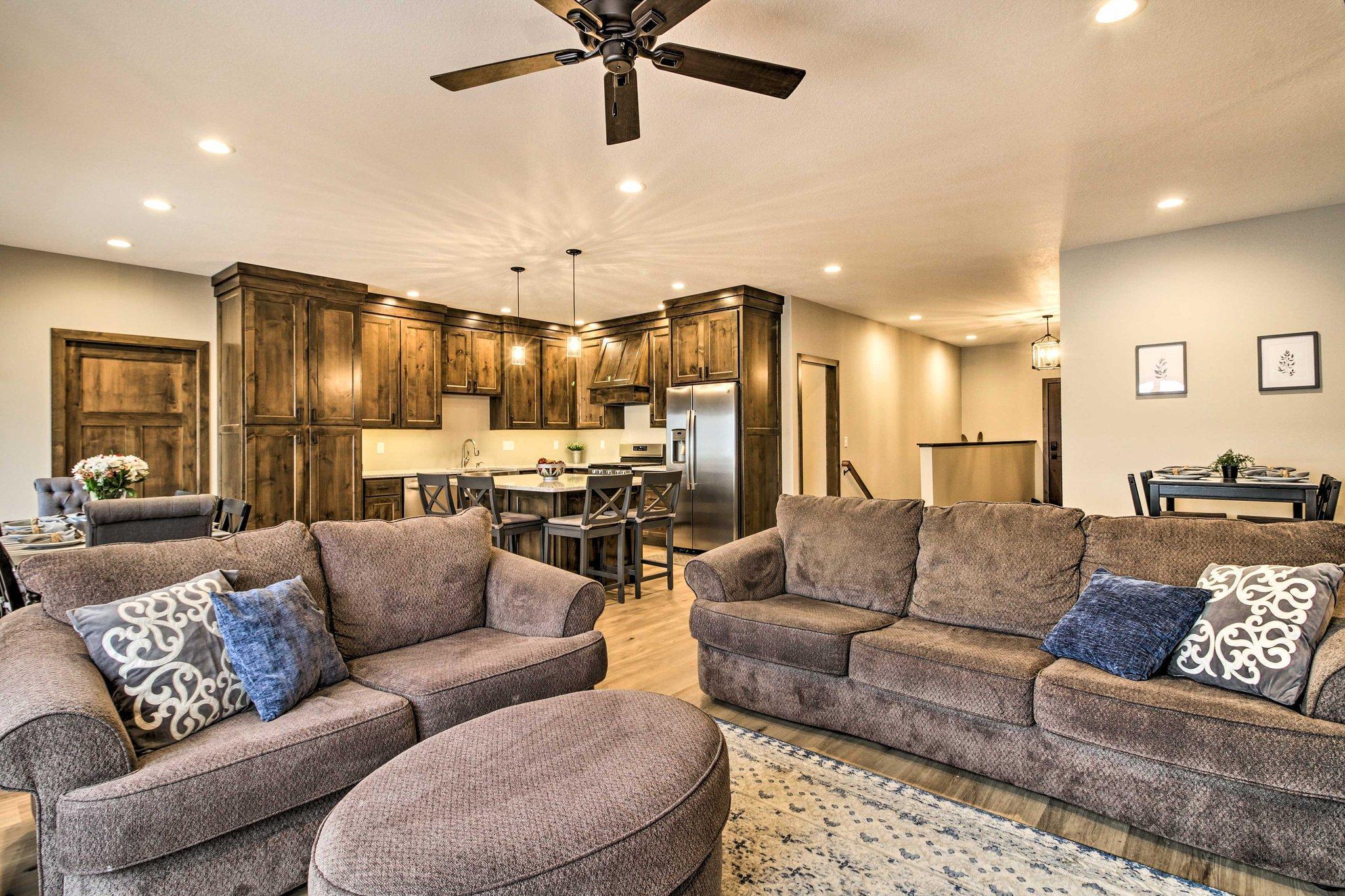 1985 Rosewood Lane SE Alexandria MN 56308