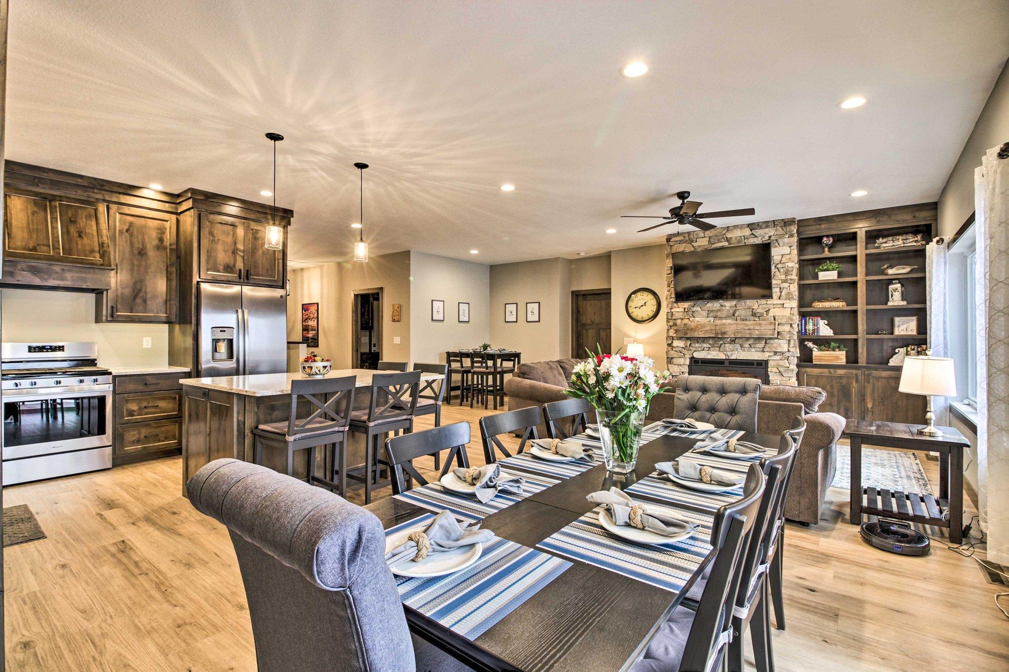 1985 Rosewood Lane SE Alexandria MN 56308