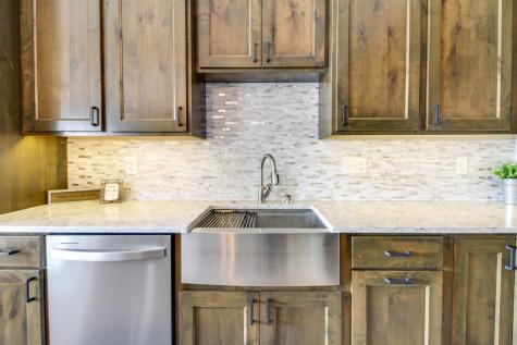 1985 Rosewood Lane SE Alexandria MN 56308