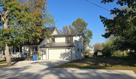 109 5th Avenue SE Pipestone MN 56164