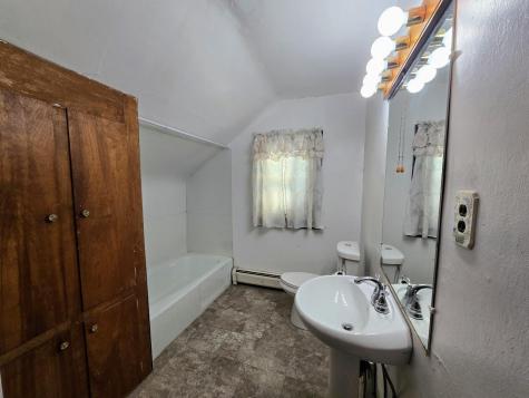 109 5th Avenue SE Pipestone MN 56164