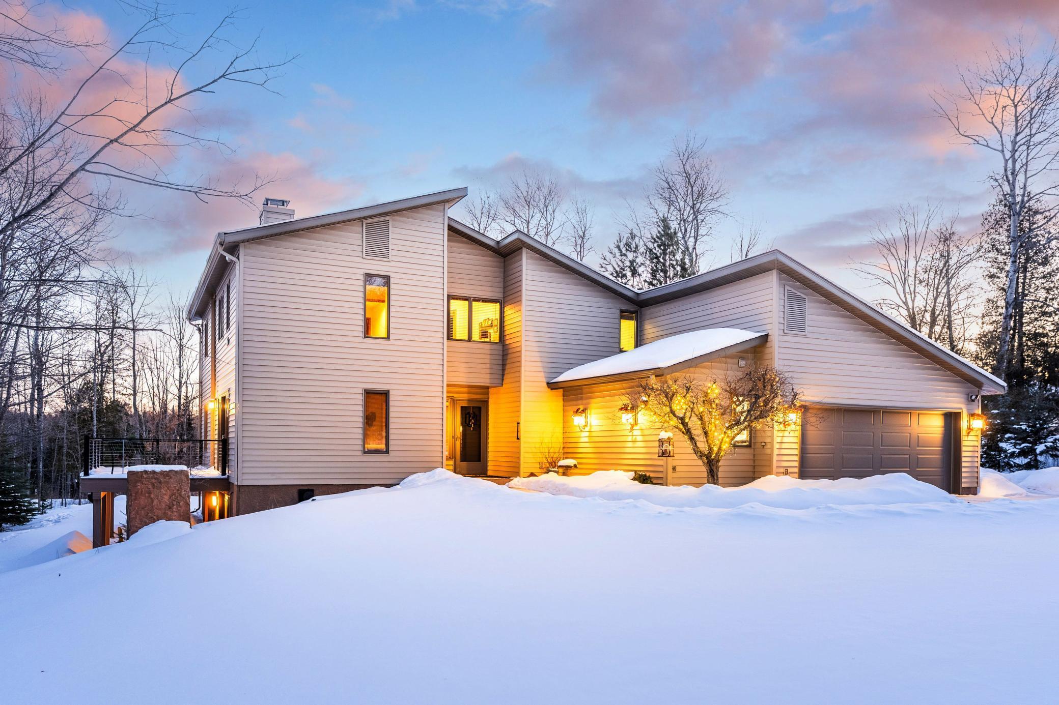 1722 North Road Duluth MN 55811