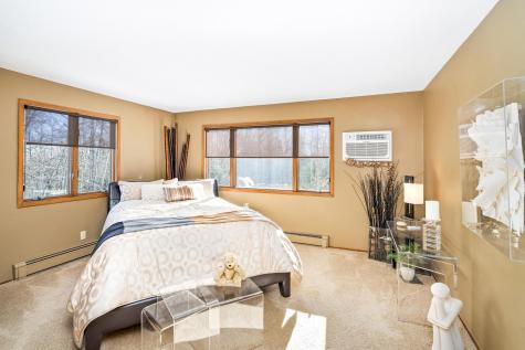 1722 North Road Duluth MN 55811