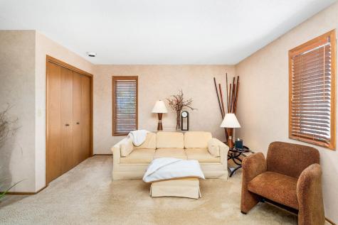 1722 North Road Duluth MN 55811