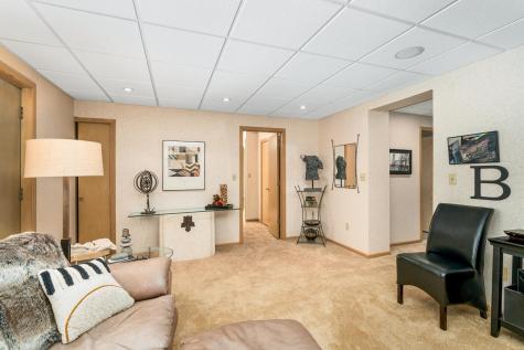 1722 North Road Duluth MN 55811