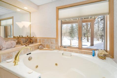 1722 North Road Duluth MN 55811