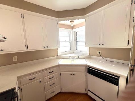 1415 Burke Avenue W Roseville MN 55113