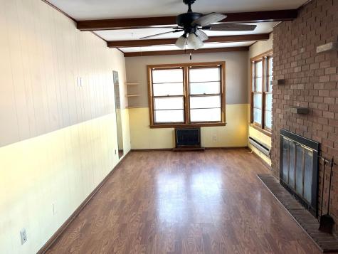 1415 Burke Avenue W Roseville MN 55113