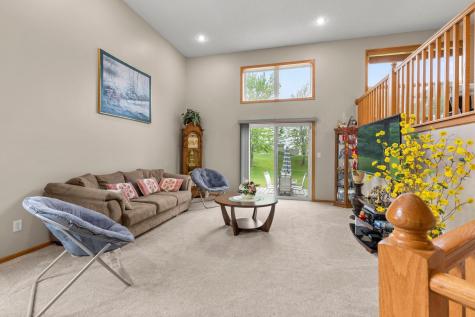 1177 Danube Avenue Shakopee MN 55379
