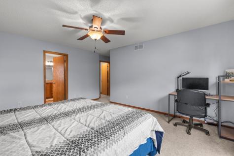 1177 Danube Avenue Shakopee MN 55379