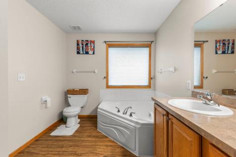 1177 Danube Avenue Shakopee MN 55379