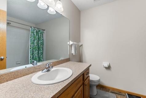 1177 Danube Avenue Shakopee MN 55379